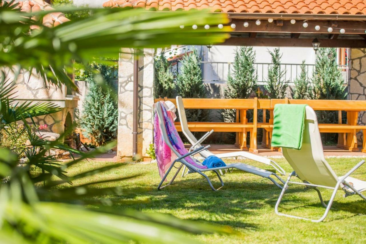 Villa Ada Malinska Exterior foto
